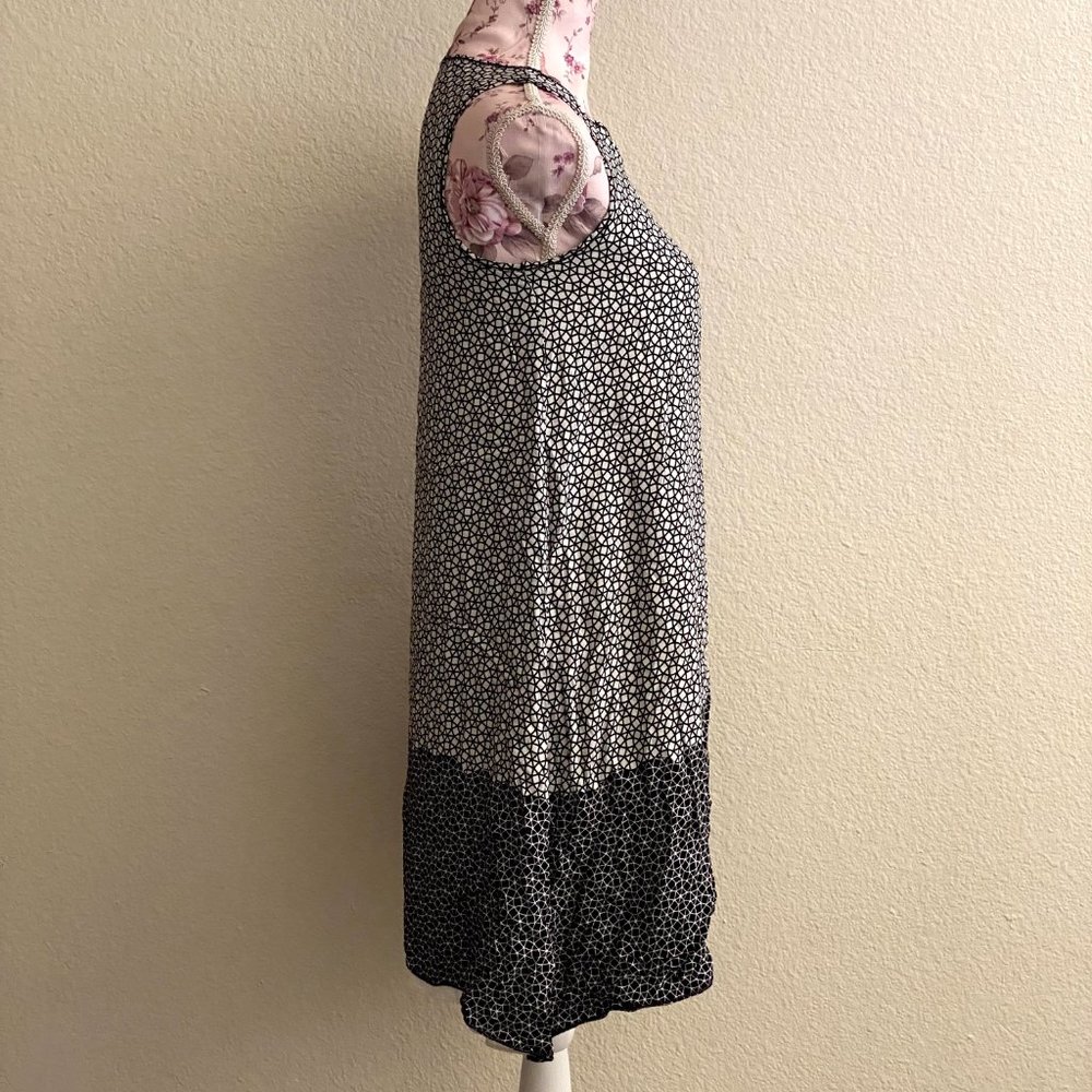 Studio M sz:xs Black & White Contrast Shift Dress - Picture 11 of 11